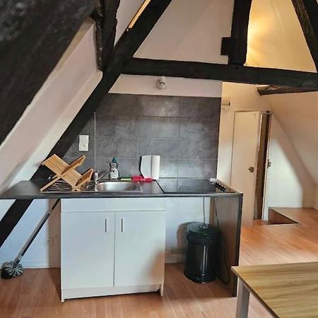 Le Petit Medieval Lejlighed Montluçon Eksteriør billede